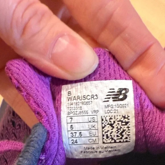 New Balance Women's Purple Fresh Foam Arishi Athletic Shoes - Picture 2 of 11